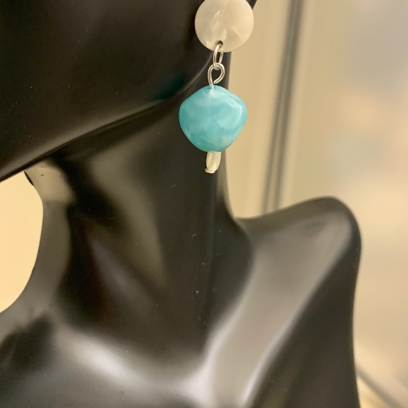 Tortoise shell acrylic earrings - Picture 1 of 4